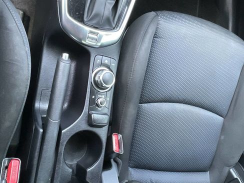 Used 2018 Toyota Yaris iA image 22