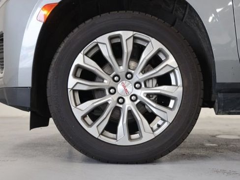 Used 2023 GMC Yukon Denali AWD/4WD image 11
