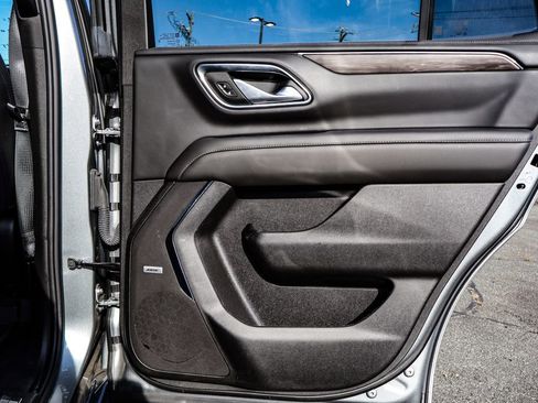 Used 2024 Chevrolet Tahoe LT w/ LT Signature Plus Package image 43