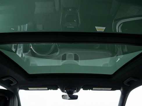 New 2026 Porsche Cayenne AWD image 18