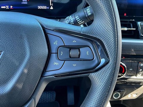 Used 2025 Chevrolet TrailBlazer LT image 19