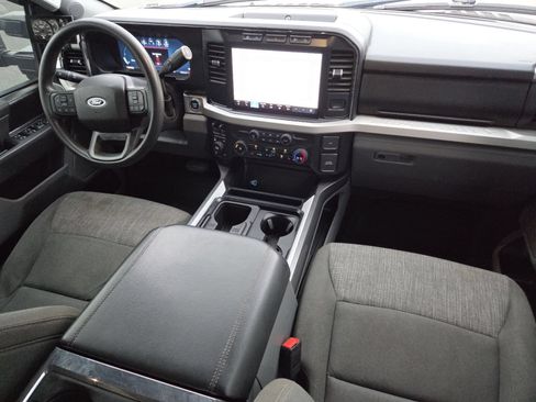 Used 2023 Ford F350 XLT w/ XLT Premium Package AWD/4WD image 28