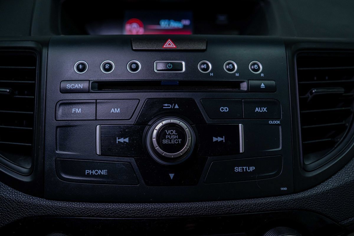 Used 2016 Honda CR-V LX image 6