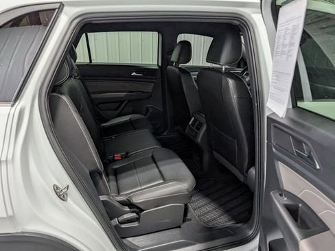 Used 2023 Volkswagen Atlas Cross Sport SE w/ Black Wheel Package AWD/4WD image 25