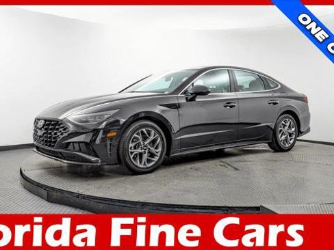 Used 2023 Hyundai Sonata SEL image 1