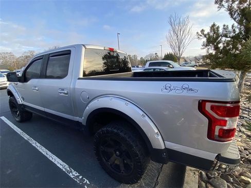 Used 2018 Ford F150 Lariat w/ Trailer Tow Package image 6