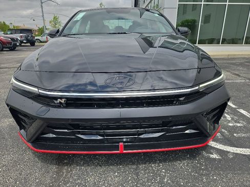 New 2026 Hyundai Elantra N FWD image 19