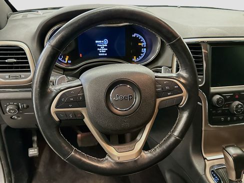 Used 2016 Jeep Grand Cherokee Limited image 18