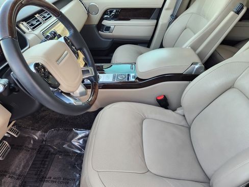 Used 2021 Land Rover Range Rover Westminster Edition image 11