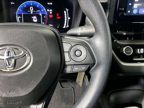 Used 2026 Toyota Corolla LE FWD image 15