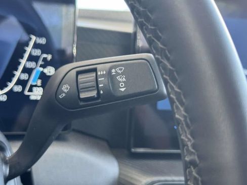Used 2025 Ford Mustang Coupe RWD image 25