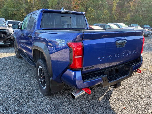 Used 2024 Toyota Tacoma 4x4 Double Cab image 3