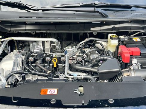 New 2025 Mitsubishi Outlander SE image 34