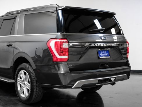 Used 2018 Ford Expedition Max XLT w/ Equipment Group 202A image 13