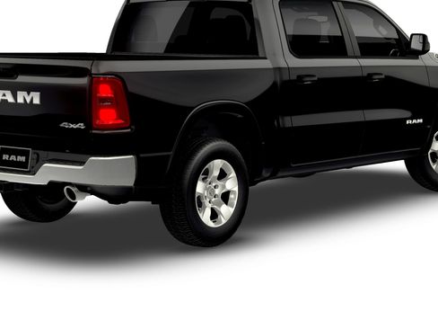 New 2026 RAM 1500 4x4 Crew Cab image 2