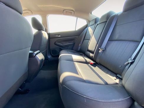 Used 2022 Nissan Altima 2.5 SV image 13