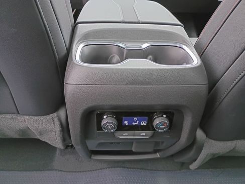 New 2026 Chevrolet Traverse Z71 w/ Driver Confidence Package image 27