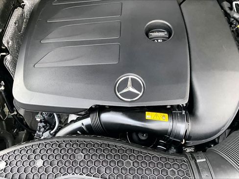 Used 2022 Mercedes-Benz GLC 300 image 32