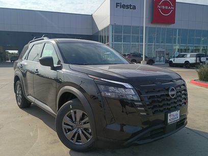 New 2026 Nissan Pathfinder SV