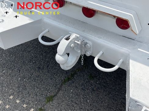 Used 2018 Ford F350 XL w/ Power Equipment Group image 27