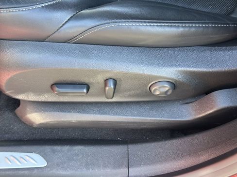 Used 2019 Buick Envision Premium AWD/4WD image 18