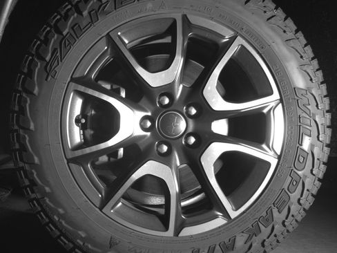 Used 2025 Jeep Compass Trailhawk AWD/4WD image 12