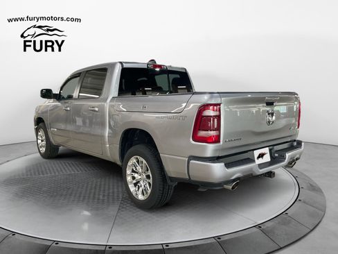 Used 2023 RAM 1500 Laramie AWD/4WD image 6