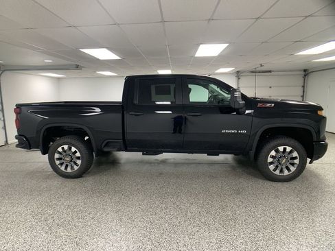 New 2026 Chevrolet Silverado 2500 Custom w/ Custom Value Package AWD/4WD image 9