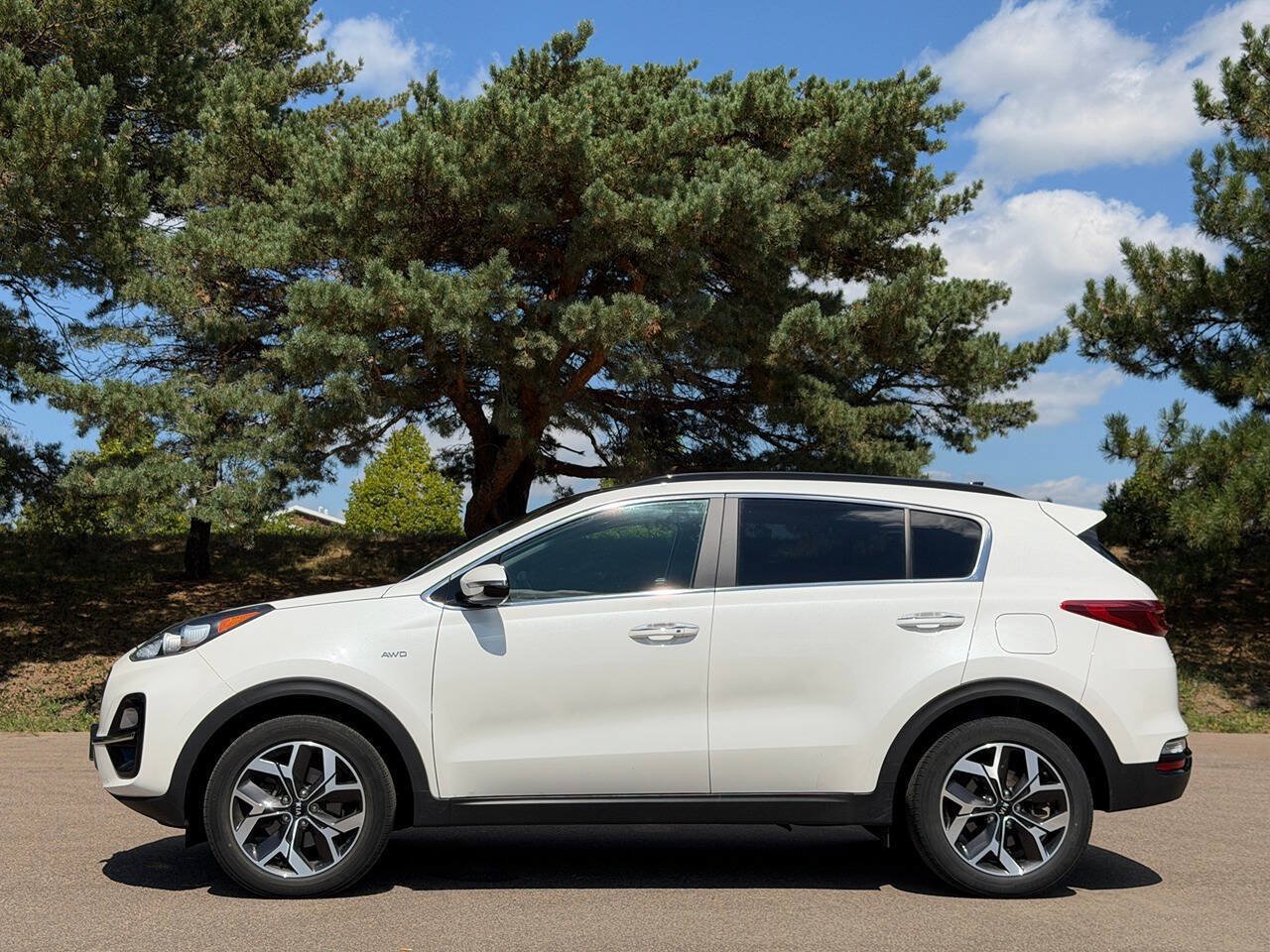Used 2022 Kia Sportage EX w/ EX Technology Package AWD/4WD image 8