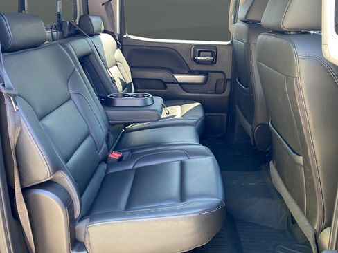 Used 2018 Chevrolet Silverado 1500 LT w/ All Star Edition AWD/4WD image 26