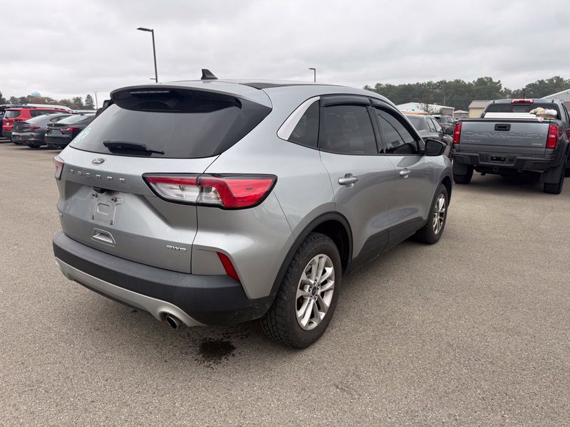 Used 2022 Ford Escape SE AWD/4WD image 13