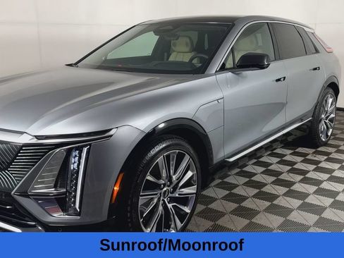 Used 2026 Cadillac Lyriq Signature Luxury w/ Nappa Leather Package RWD image 6