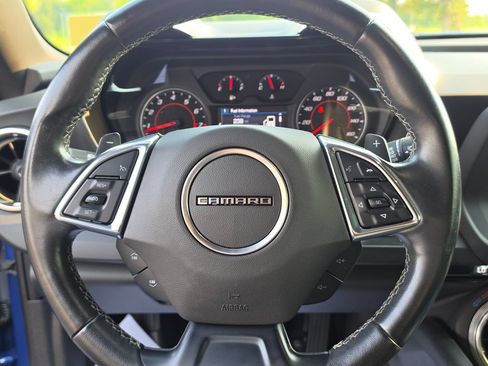 Used 2023 Chevrolet Camaro LT RWD image 15