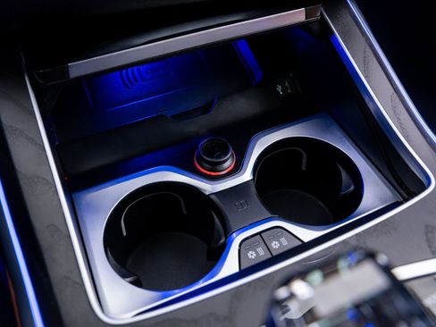 Used 2022 BMW X7 xDrive40i w/ Executive Package image 31