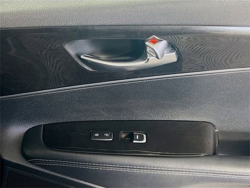 Used 2017 Kia Sorento LX image 31