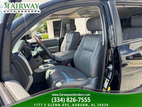 Used 2015 Toyota Sequoia Platinum AWD/4WD image 10