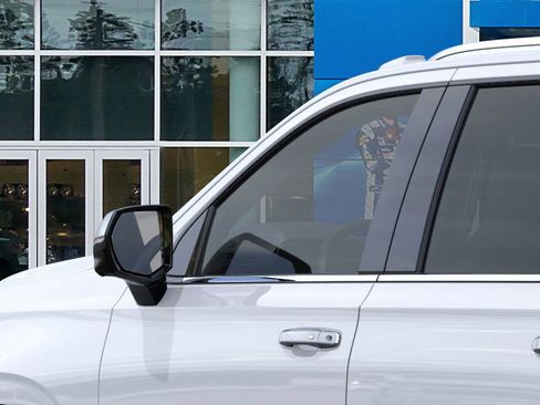 New 2026 Chevrolet Suburban Premier image 14