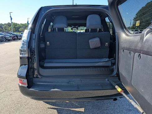 Used 2023 Lexus GX 460 Premium AWD/4WD image 34
