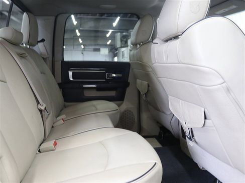 Used 2018 RAM 2500 Limited image 26