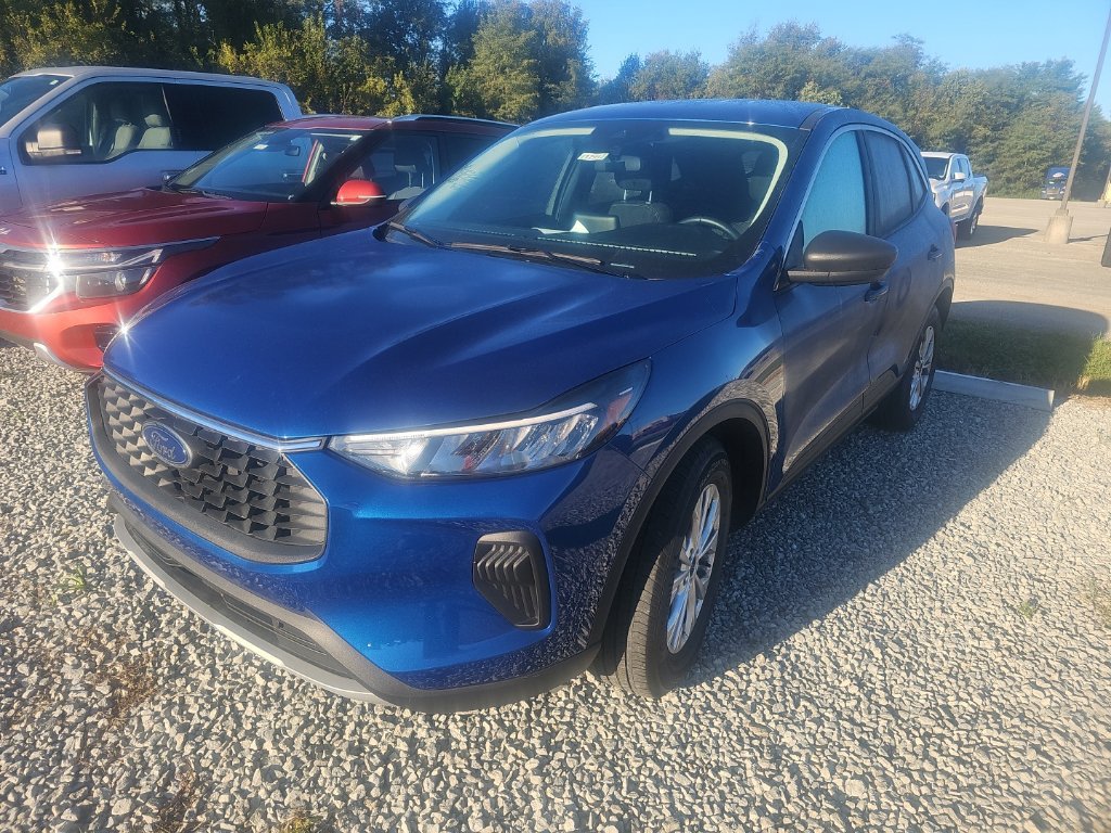 Used 2023 Ford Escape Active AWD/4WD image 5