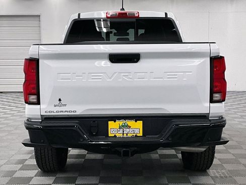 Used 2025 Chevrolet Colorado Z71 AWD/4WD image 5