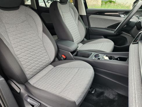 Used 2025 Volkswagen Tiguan S AWD/4WD image 14