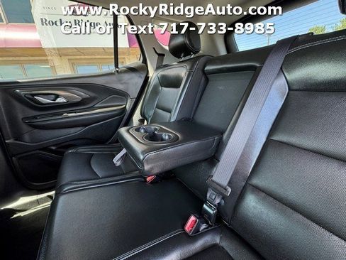 Used 2022 GMC Terrain SLT AWD/4WD image 24