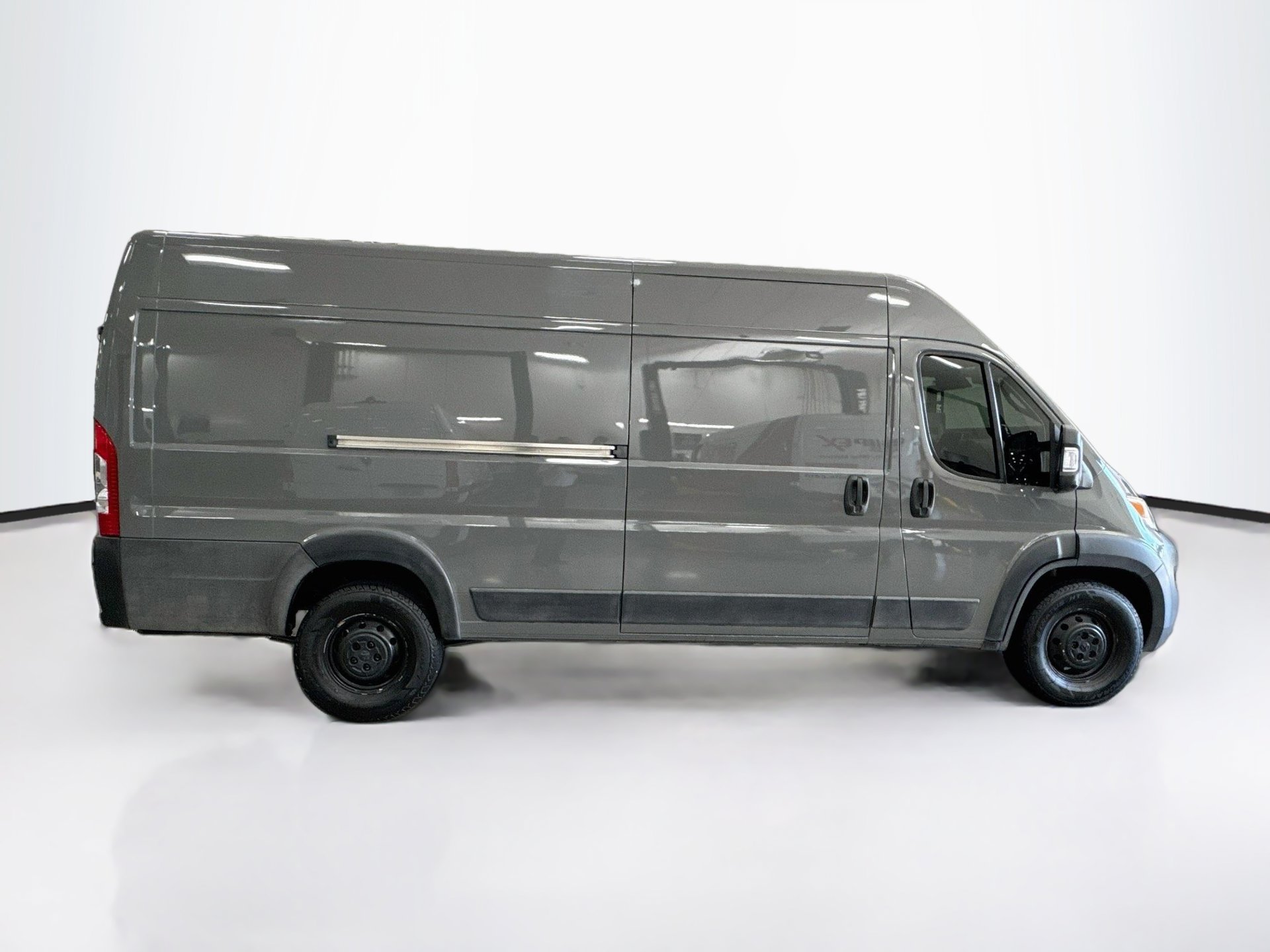 Used 2023 RAM ProMaster 3500 w/ Driver Convenience Group FWD image 9