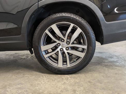 Used 2016 Honda Pilot Elite image 45