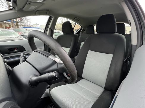 Used 2013 Toyota Prius C Three image 11