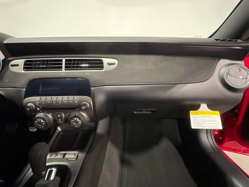 Used 2015 Chevrolet Camaro Z/28 image 49