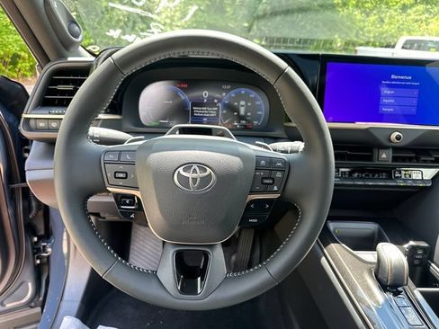 New 2026 Toyota Crown Signia AWD/4WD image 31
