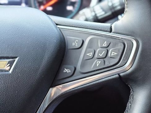 Used 2024 Chevrolet Equinox LT FWD image 18