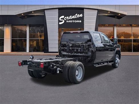 New 2025 GMC Sierra 3500 Pro w/ Fleet Convenience Package image 5